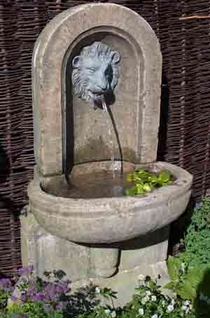 self-contained-fountain_306